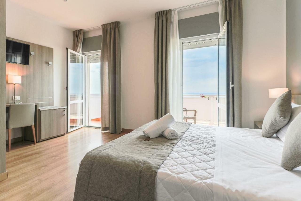Hotel Loreley Lido di Jesolo Exteriör bild